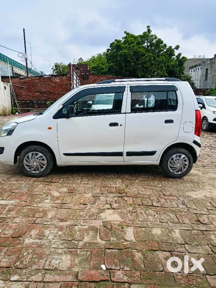Maruti Suzuki Wagon R Vxi, 2014, Petrol