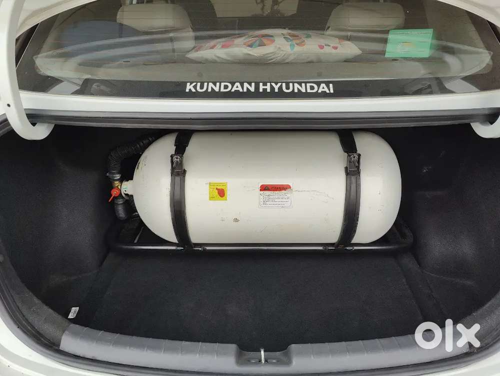 Hyundai Aura Sx Cng For Sale – Excellent Condition