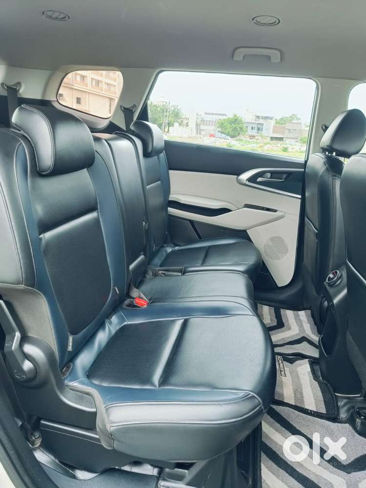 Kia Carens G1.5 6mt Gravity, 2023, Petrol