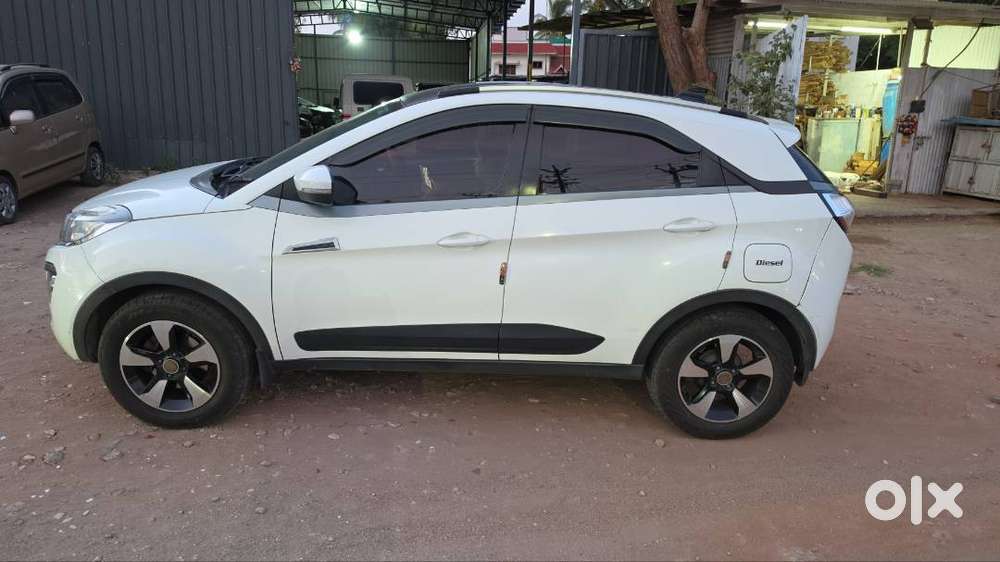 Tata Nexon 2018 Diesel 70000 Km Driven