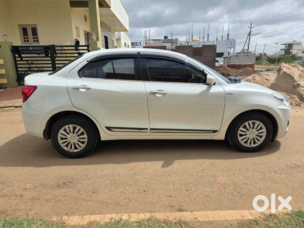 Maruti Suzuki Swift Dzire Vdi(o) Amt, 2017, Diesel