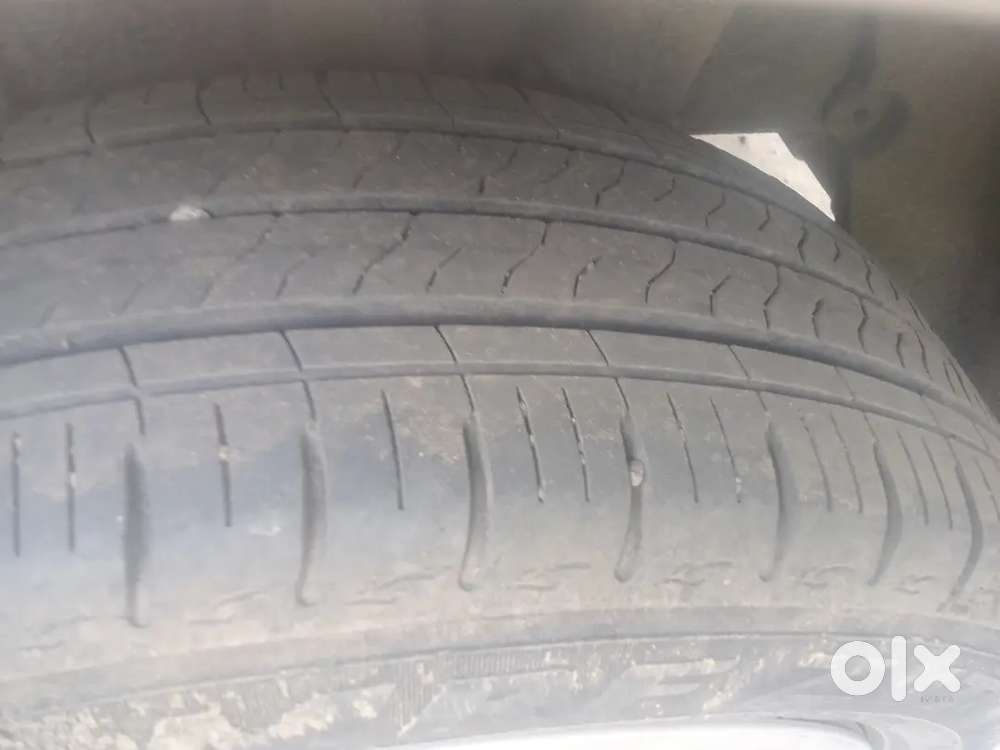 Hyundai Aura 2025 Cng & Hybrids 25000 Km Driven