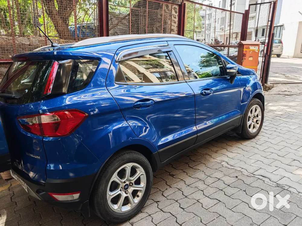 2019 Ford Ecosport Automatic Sunroof Petrol Cng
