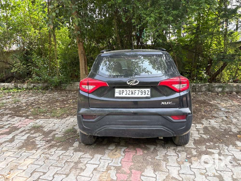 Mahindra Xuv300 Turbosport 2023 Petrol Well Maintained