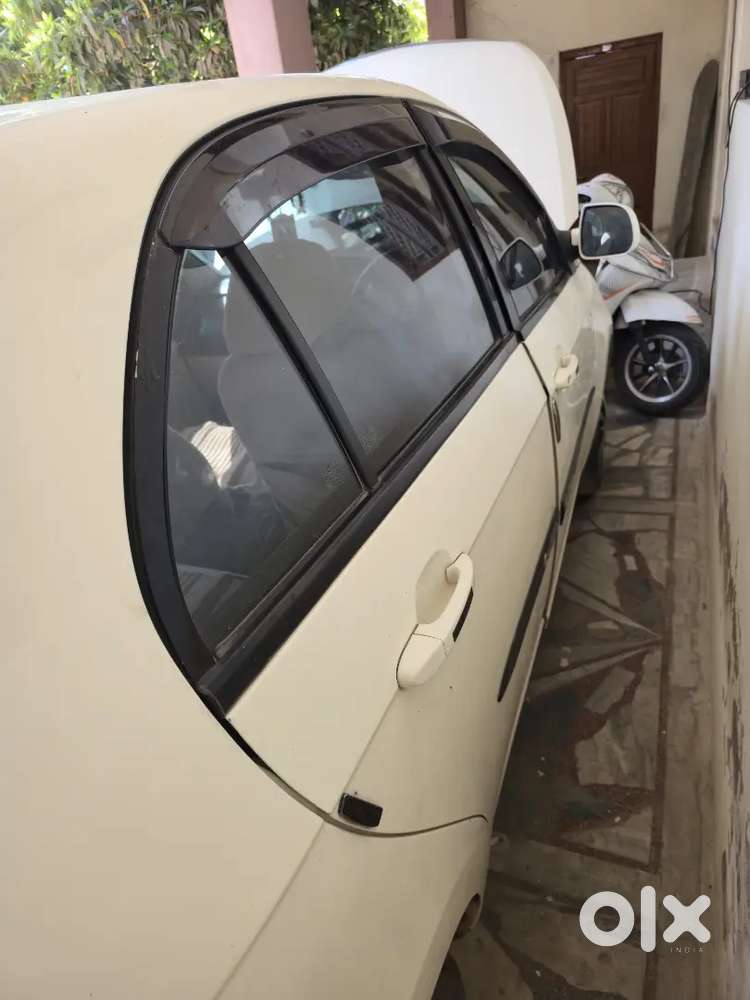 Tata Indica Vista 2012