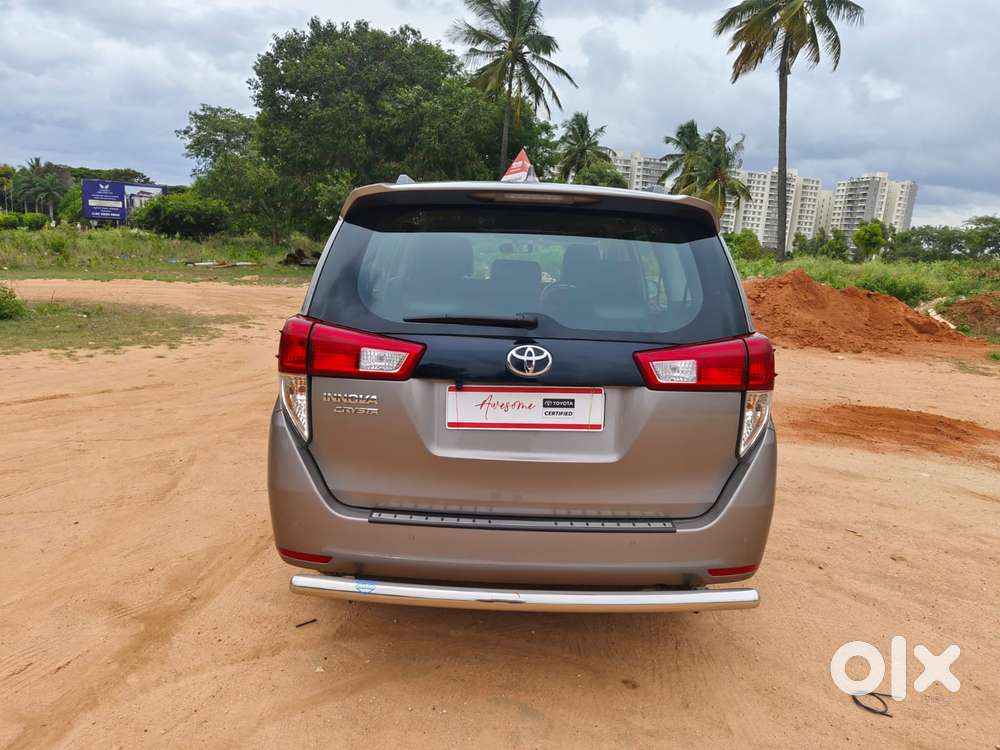 Toyota Innova Crysta 2.4 G Mt, 2023, Diesel