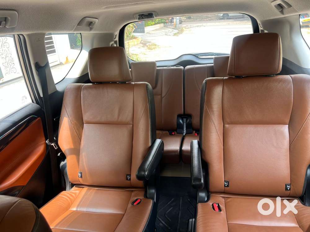 Toyota Innova Crysta 2.8 Z, 2017, Diesel