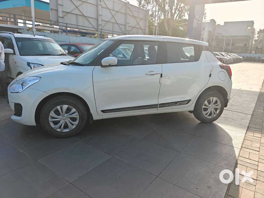 Maruti Suzuki Swift Amt Vxi, 2021, Petrol