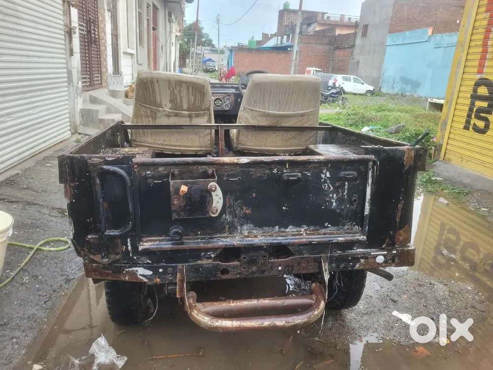 Model 1977 Jeep Mahindra Classic