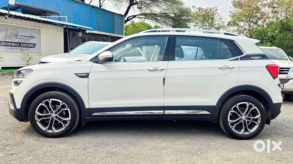 Skoda Kushaq 1.0 Tsi Style, 2023, Petrol