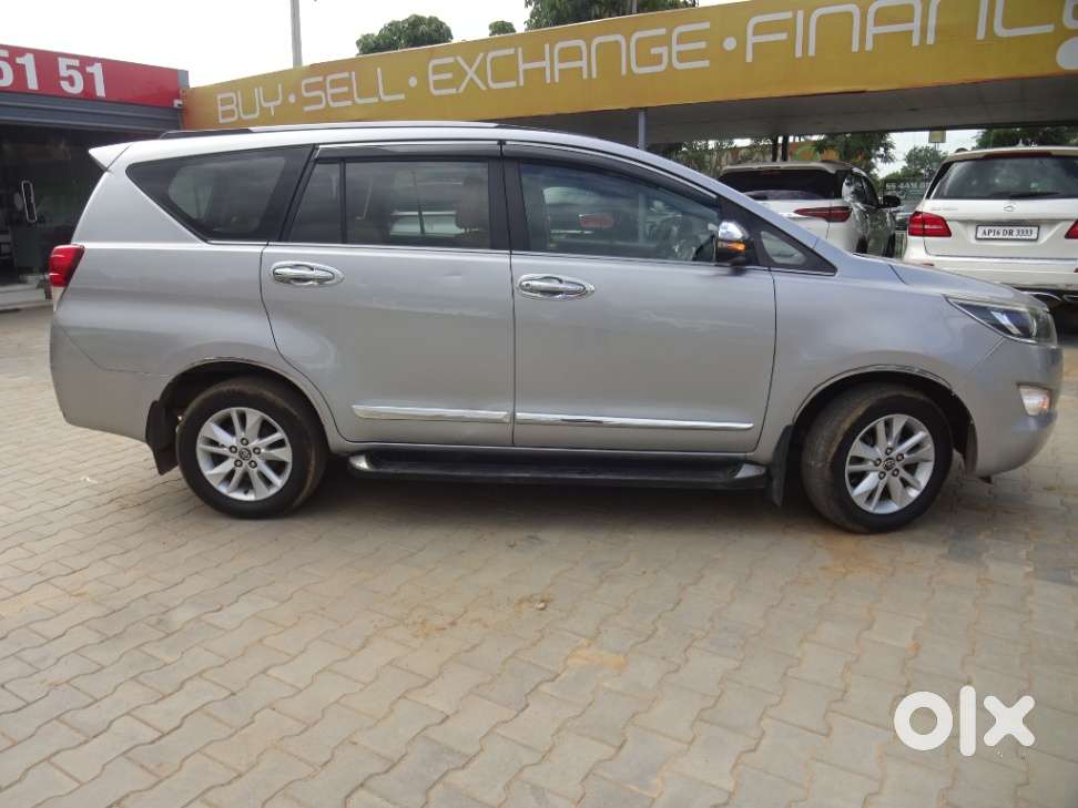 Toyota Innova Crysta 2.4 V, 2018, Diesel