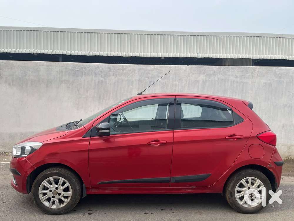 Tata Tiago, 2016, Petrol