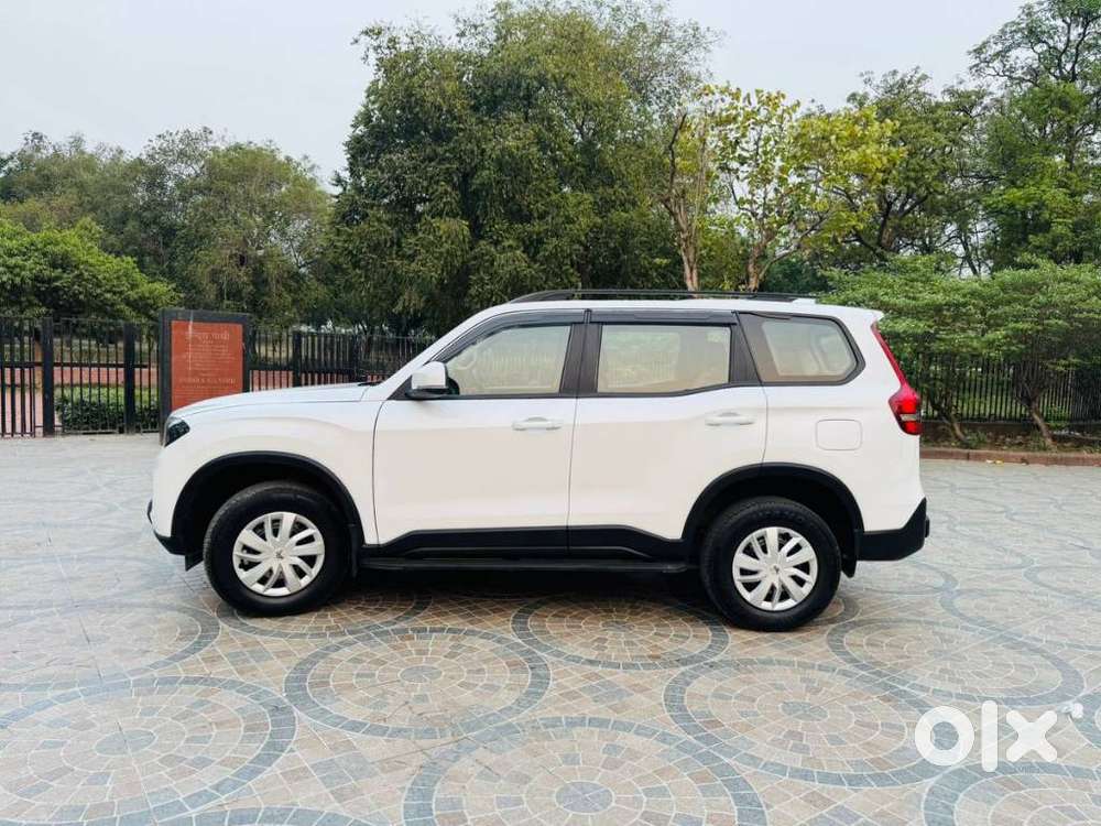 Mahindra Scorpio N Z4 Petrol Mt 7 Str (e), 2025, Petrol