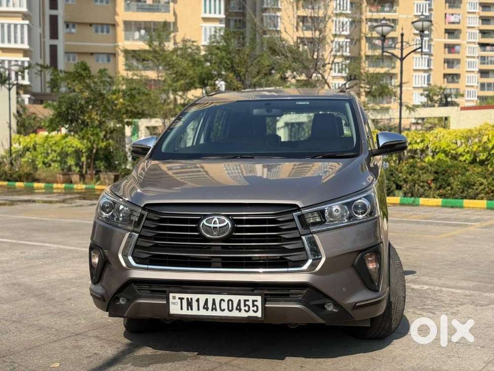 Toyota Innova Crysta