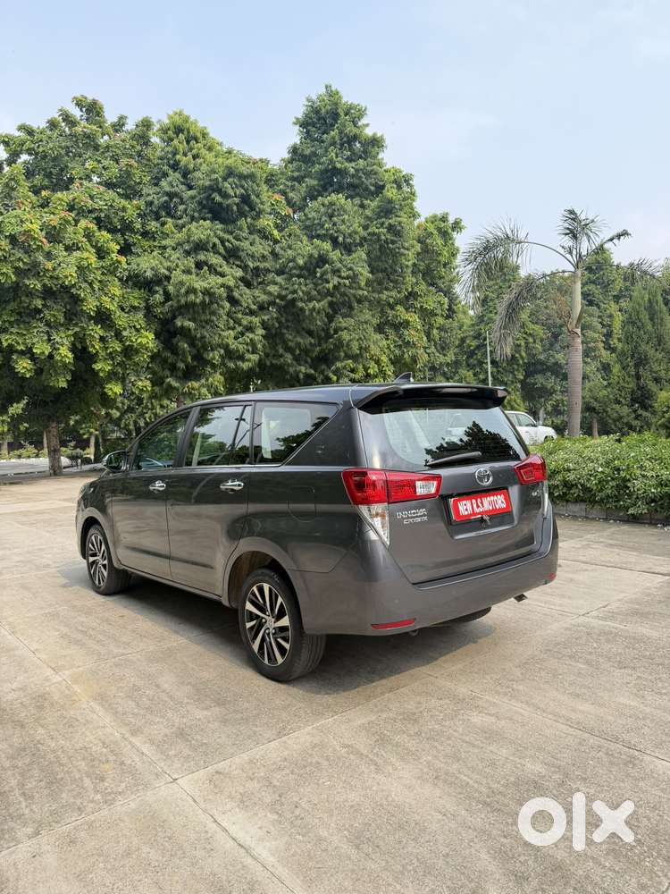 Toyota Innova Crysta 2.4 Z 7 Str, 2023, Diesel