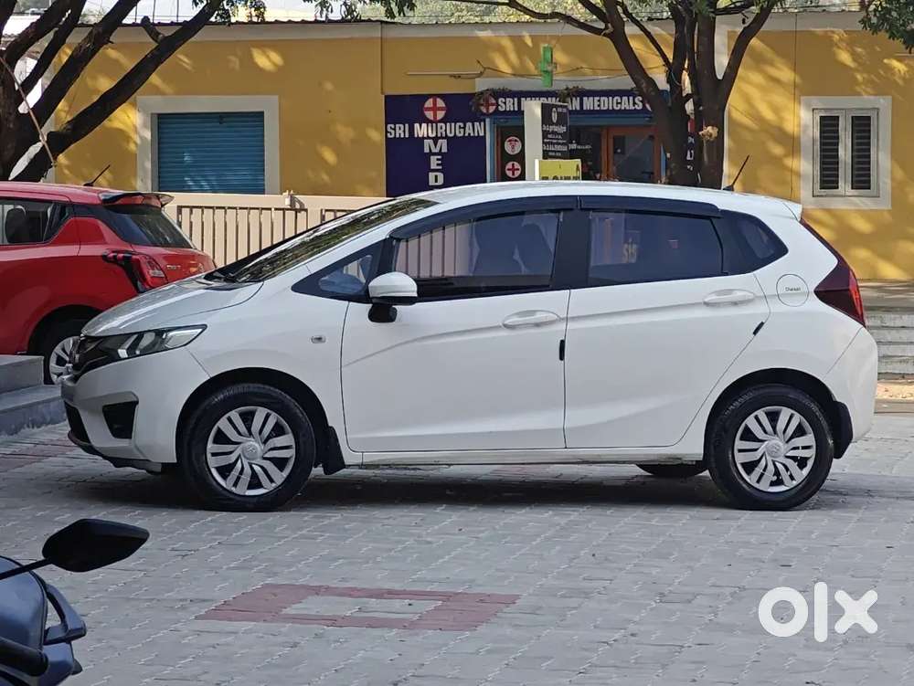 Honda Jazz S Mt I-dtec Diesel  Well Maintained  Good Mileage