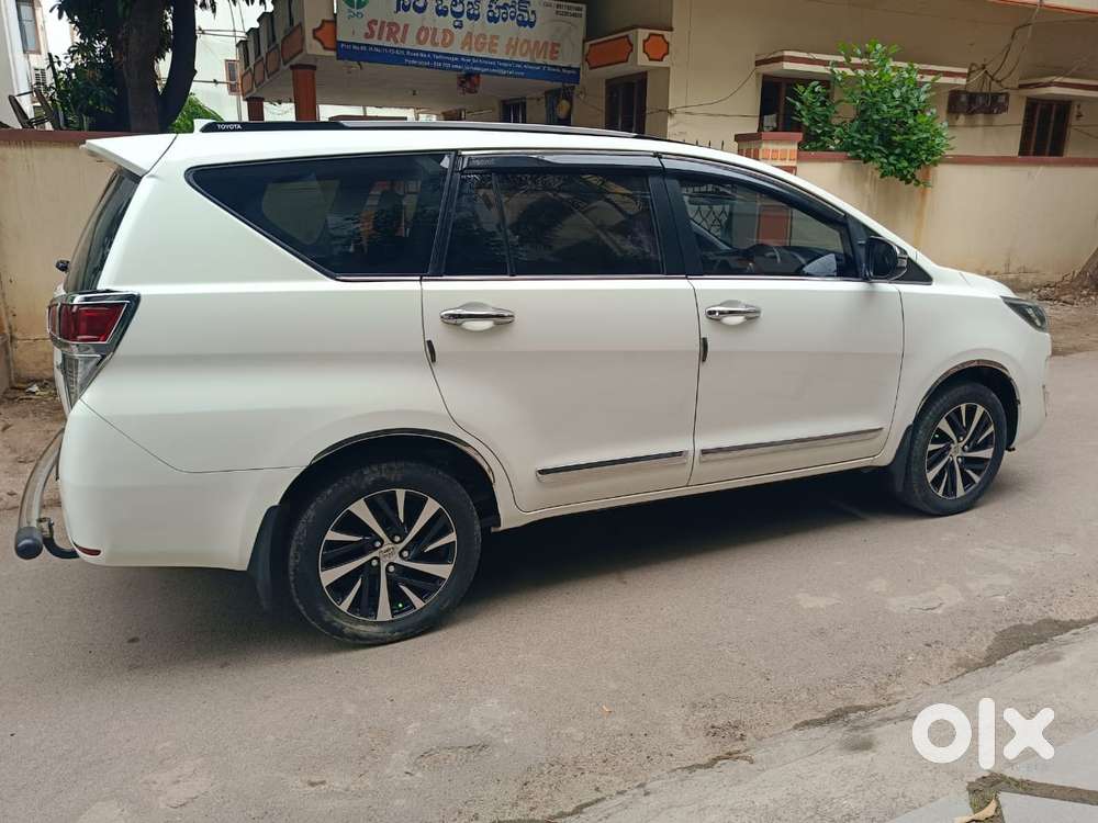 Toyota Innova Crysta 2.4 Z 7 Str, 2023, Diesel