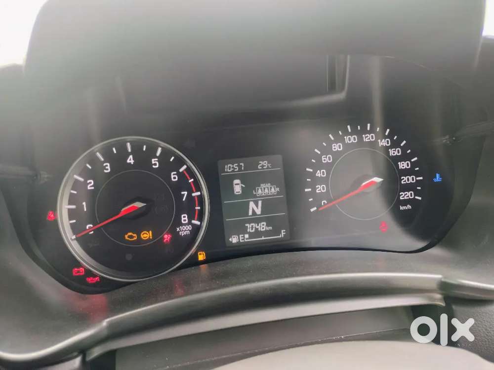 Maruti Suzuki New-gen Swift 7000 Km Driven