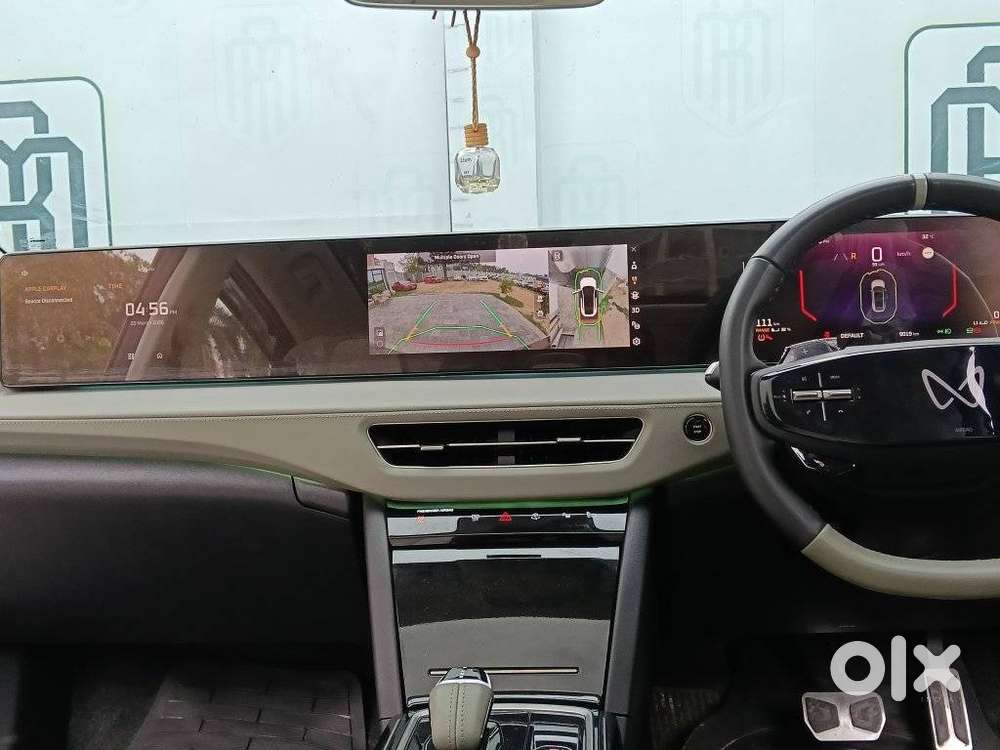 Mahindra Xev 9e Pack Three (top Model), 2025, Electric