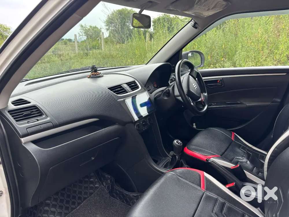 Maruti Suzuki Swift Lxi (o) 2017 Petrol