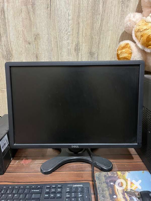 Computer in good condition 4gb 512gb Dell LCD 23inch intex ups