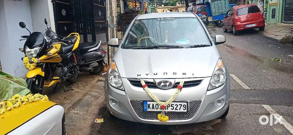 Hyundai I20 2011 Petrol Well Maintained