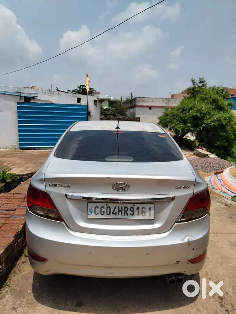 Hyundai Verna 2015 Diesel 1 L +  Km Driven