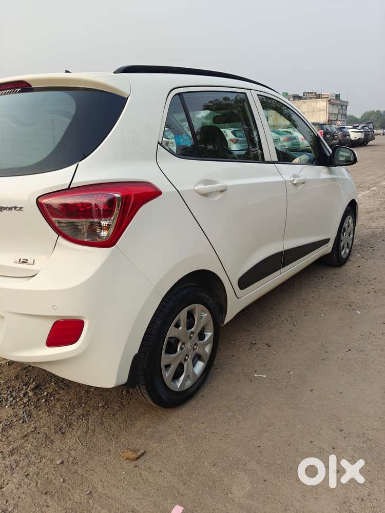 Hyundai Grand I10 Sportz 1.2 Kappa Vtvt, 2015