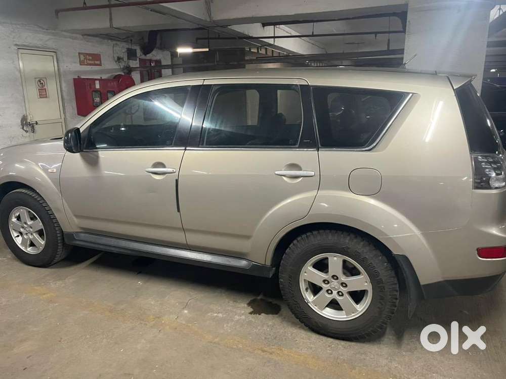 Mitsubishi Outlander 2009 Petrol Good Condition