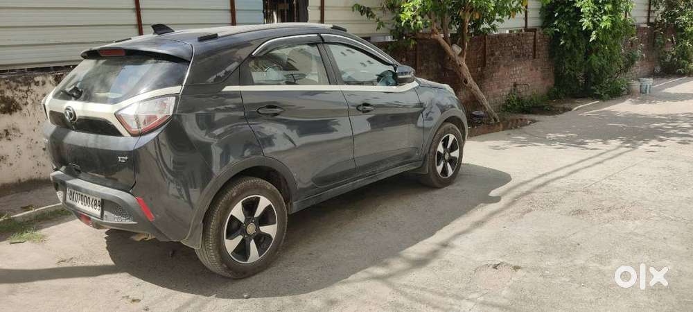 Well Maintained Tata Nexon Xz+ (diesel)  1st Owner  New Tyres & Clut