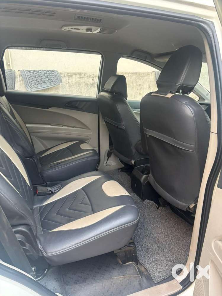 Mahindra Marazzo 2022 Diesel Well Maintained