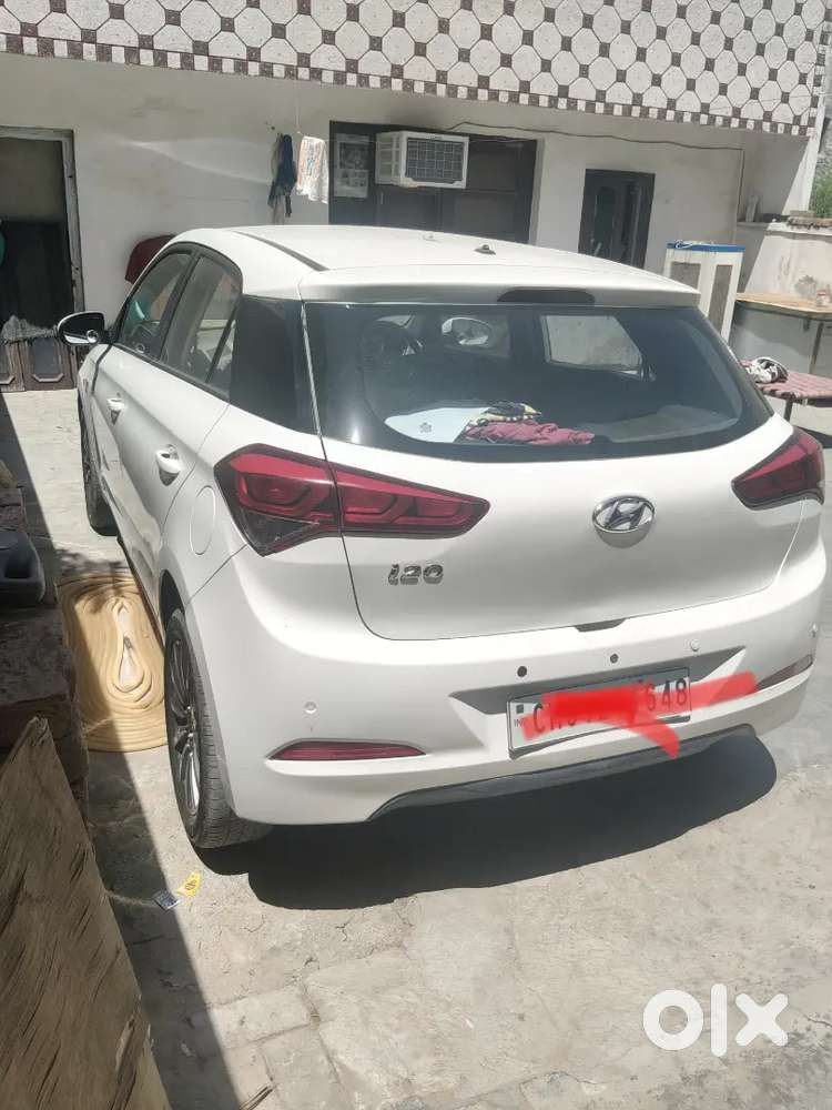 Hyundai I20 2016 Diesel 92000 Km Driven New Tyres