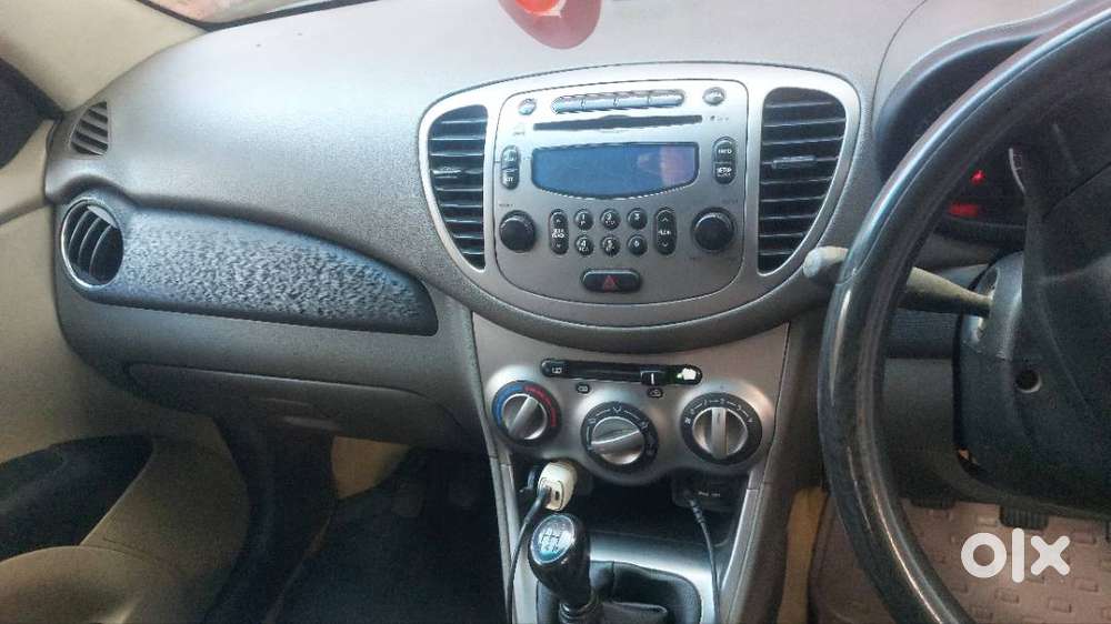 Hyundai I10 Sportz 2012