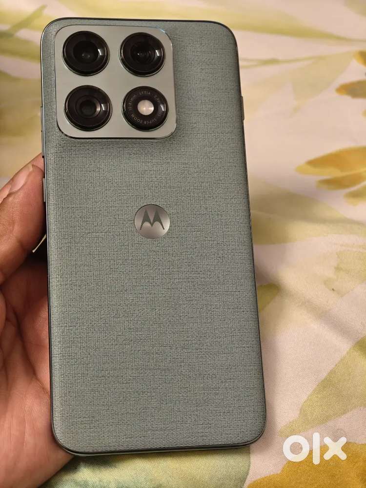 Edge 70 pro plus