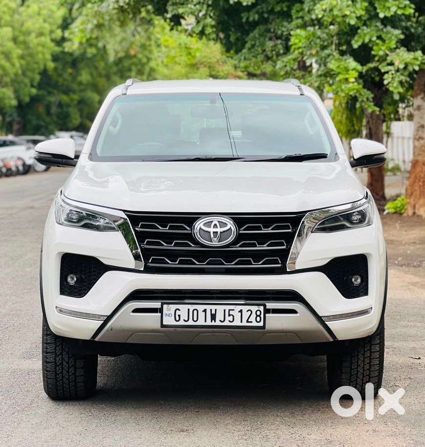Toyota Fortuner 4x2 At 2.8 Diesel, 2022, Diesel