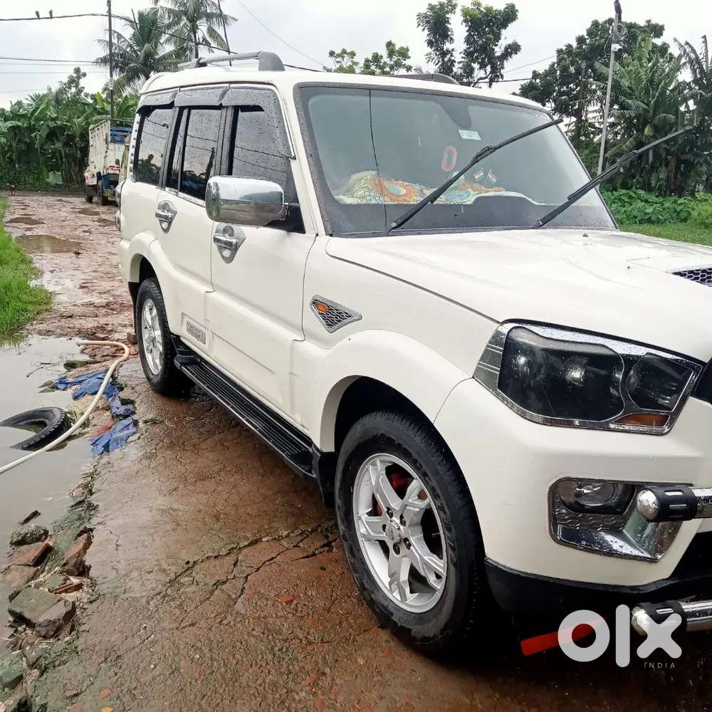 Mahindra Scorpio 2017