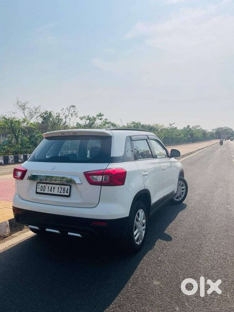 Maruti Suzuki Brezza 1.5 Vxi Smart Hybrid, 2022, Petrol