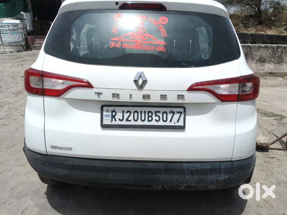 Triber 7 Seater Rxl 2024 With Cng