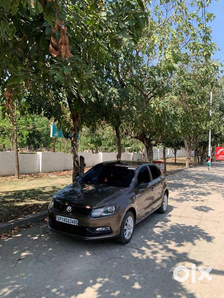 Volkswagen Polo October 2016 Petrol  Manual In Excellent Condition.