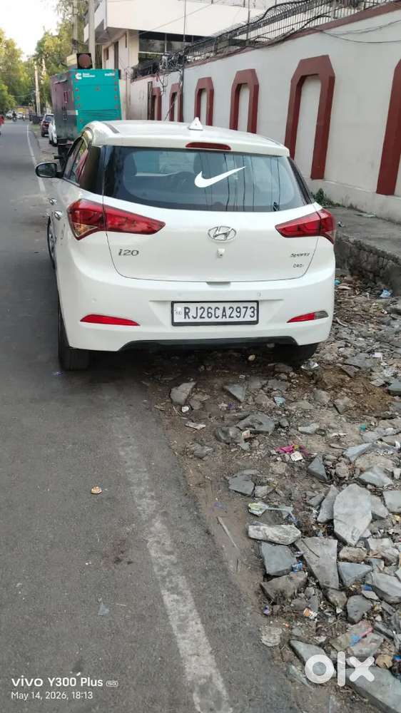 Hyundai I20 Sportz 2015