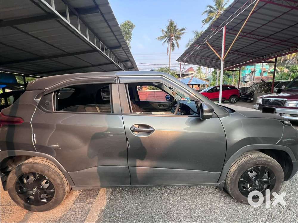 2023 Tata Punch Petrol Manual