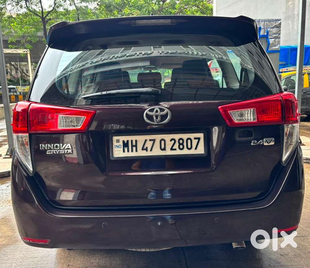 Toyota Innova Crysta 2.4 V 8 Str, 2016, Diesel