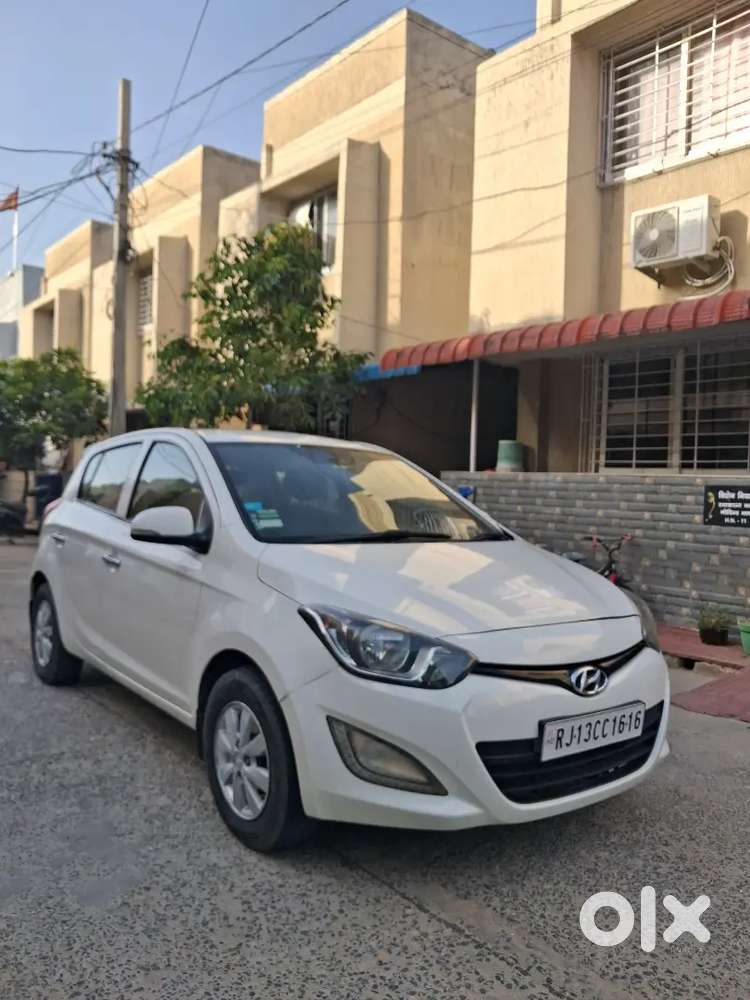 Hyundai I20 Asta Diesel 2012 Vip Nmbr