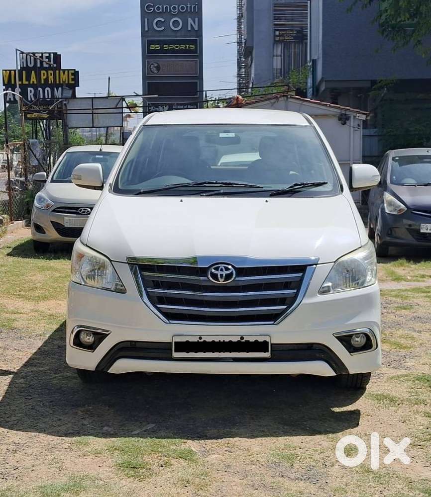 Toyota Innova [2013-2016] 2.5 V Diesel 7 Str, 2015, Diesel