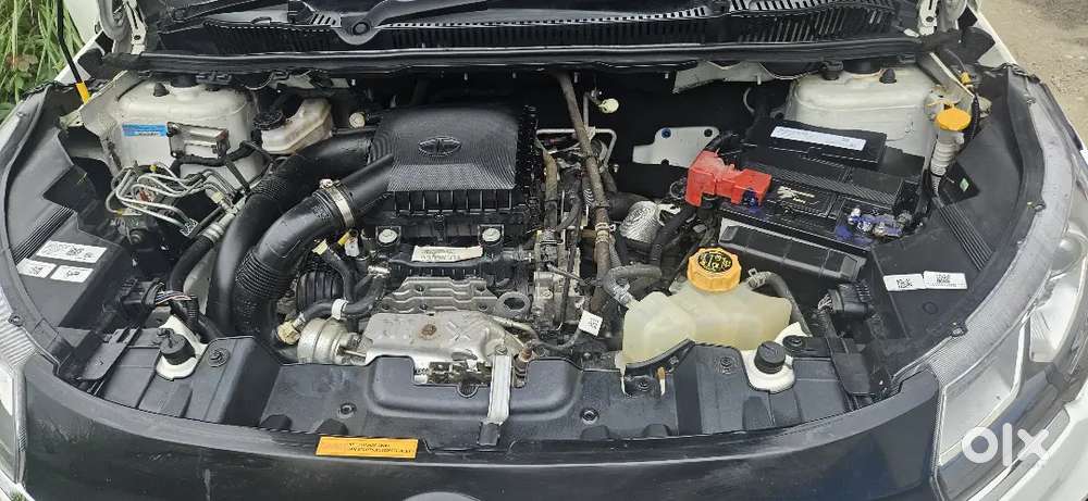 Tata Nexon Petrol Manual For Sale. 
Model Year: 2023
Variant: Xm
Km Dr