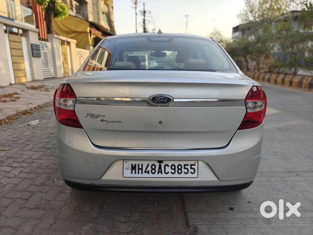 Ford Figo Aspire Titanium Automatic, 2016, Petrol