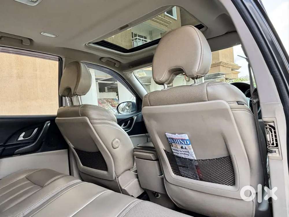 Mahindra Xuv500 W10 Automatic 2017 Diesel Topend Sunroof For Sale..