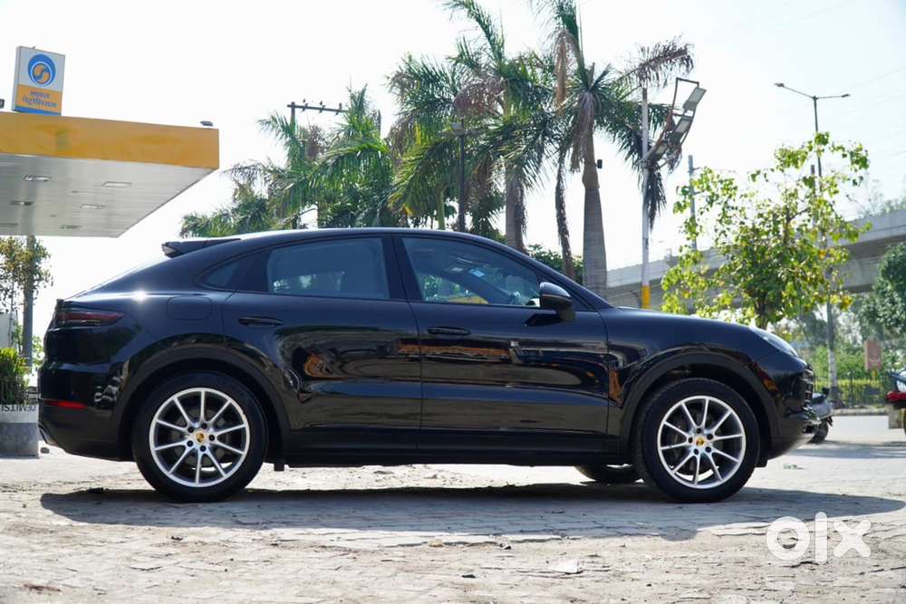 2021 Porsche Cayenne Coupe