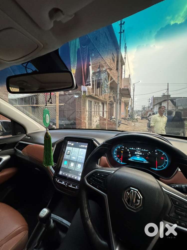Mg Hector Plus 2021 Diesel 105000 Km Driven