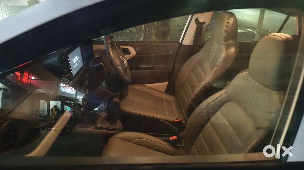 Hyundai Aura Ecng  1.2  2024